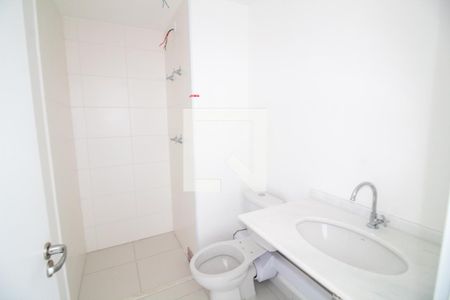 Banheiro de kitnet/studio para alugar com 1 quarto, 27m² em Santo Amaro, São Paulo
