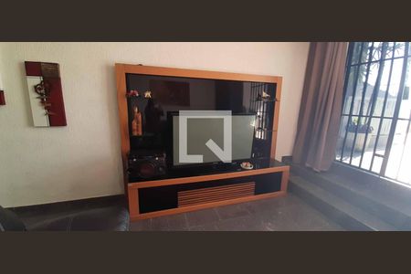 Sala de casa à venda com 2 quartos, 125m² em Umuarama, Osasco