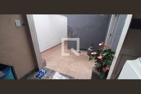 Casa à venda com 125m², 2 quartos e 2 vagasQuintal