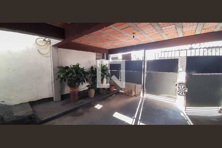 Casa à venda com 125m², 2 quartos e 2 vagasQuintal