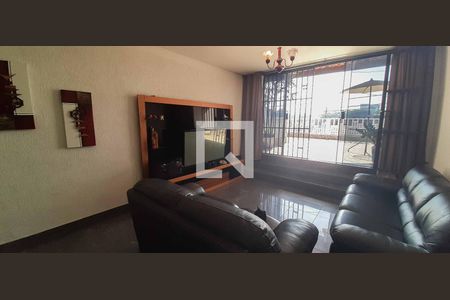 Sala de casa à venda com 2 quartos, 125m² em Umuarama, Osasco