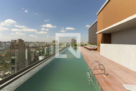 Apartamento à venda com 40m², 1 quarto e 1 vaga Apartamento à venda com 40m², 1 quarto e 1 vagaÁrea comum - Piscina
