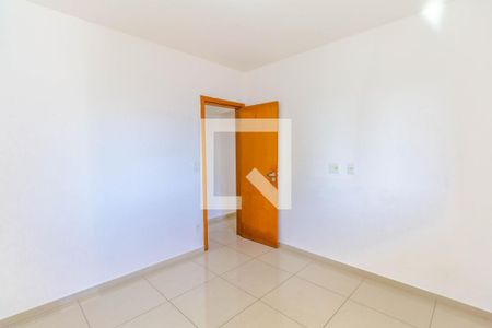 Quarto de apartamento para alugar com 2 quartos, 72m² em Guilhermina, Praia Grande