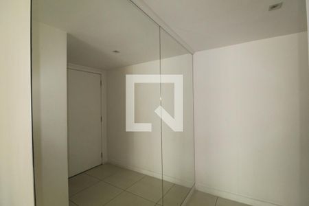 Sala - Espelho do hall de entrada de apartamento à venda com 3 quartos, 122m² em Jacarepaguá, Rio de Janeiro