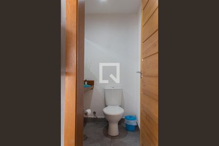 Casa à venda com 350m², 3 quartos e 5 vagasBanheiro de Serviço