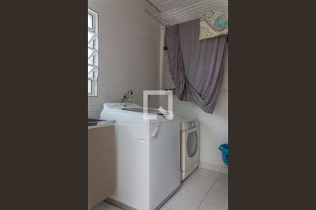 Casa à venda com 350m², 3 quartos e 5 vagasÁrea de Serviço