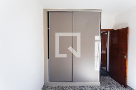 Apartamento para alugar com 60m², 2 quartos e 1 vagaArmário do Quarto 2