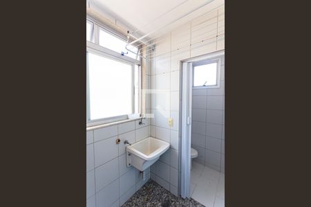 Apartamento para alugar com 60m², 2 quartos e 1 vagaÁrea de Serviço