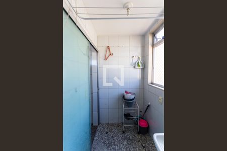 Apartamento para alugar com 60m², 2 quartos e 1 vagaÁrea de Serviço