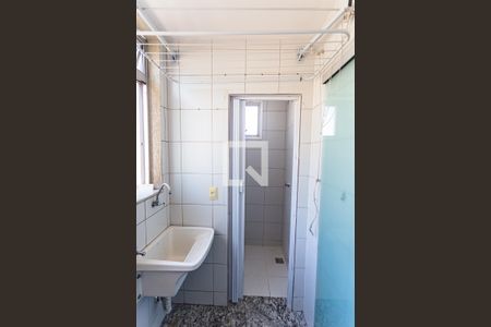Apartamento para alugar com 60m², 2 quartos e 1 vagaÁrea de Serviço