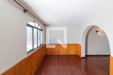 Sala Lareira de casa à venda com 3 quartos, 158m² em Campininha, São Paulo