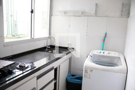 Cozinha de apartamento para alugar com 2 quartos, 45m² em Santos Dumont, São Leopoldo