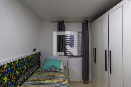 Casa 1 - Quarto 2 de casa à venda com 5 quartos, 235m² em Conjunto Residencial José Bonifácio, São Paulo