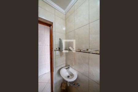Banheiro Social 1 de casa para alugar com 2 quartos, 162m² em Americanópolis, São Paulo