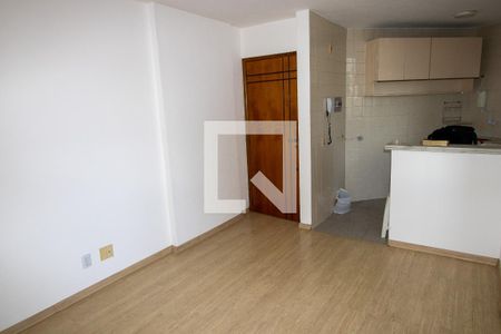 Sala de apartamento para alugar com 2 quartos, 49m² em Freguesia (jacarepaguá), Rio de Janeiro