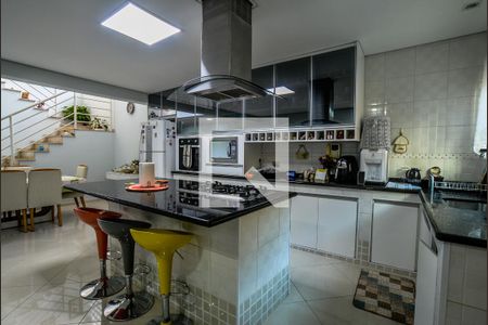 Casa à venda com 312m², 3 quartos e 4 vagasCozinha