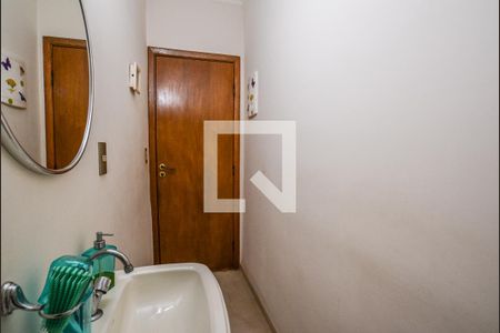 Lavabo de casa à venda com 3 quartos, 312m² em Parque São Vicente, Santo André