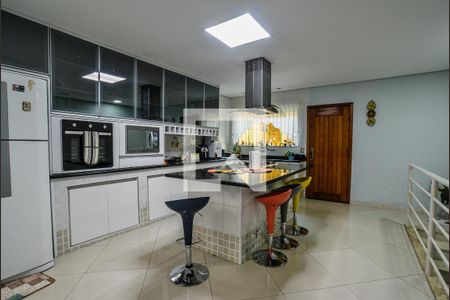 Casa à venda com 312m², 3 quartos e 4 vagasCozinha