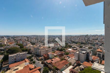 Vista Quarto de apartamento para alugar com 3 quartos, 80m² em Jardim América, Belo Horizonte