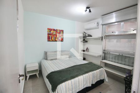 Quarto Suíte  de apartamento para alugar com 2 quartos, 54m² em Pitangueiras, Guarujá