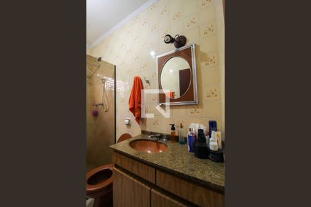 Casa à venda com 212m², 4 quartos e 4 vagasBanheiro