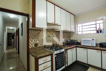 Casa à venda com 212m², 4 quartos e 4 vagasCozinha