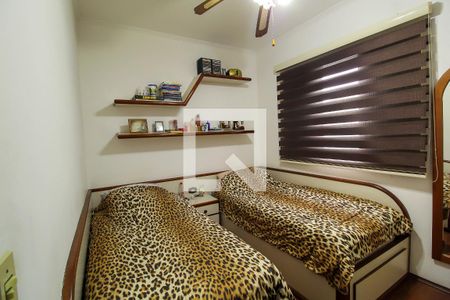 Casa à venda com 212m², 4 quartos e 4 vagasQuarto 2