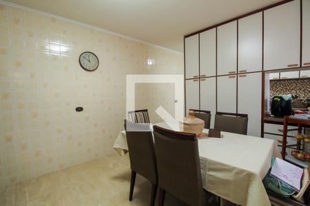 Casa à venda com 212m², 4 quartos e 4 vagasCozinha