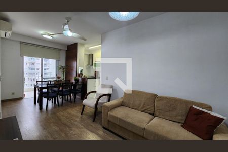 Sala de apartamento para alugar com 2 quartos, 64m² em Marapé, Santos