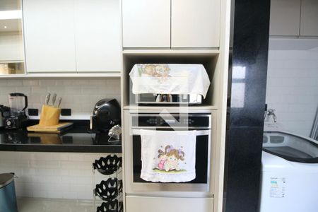 Apartamento para alugar com 167m², 4 quartos e 2 vagasCozinha