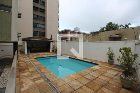 Apartamento para alugar com 167m², 4 quartos e 2 vagasÁrea comum - Piscina