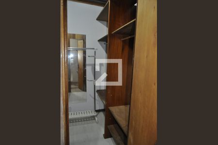 Apartamento à venda com 139m², 4 quartos e 1 vagaQuarto 2