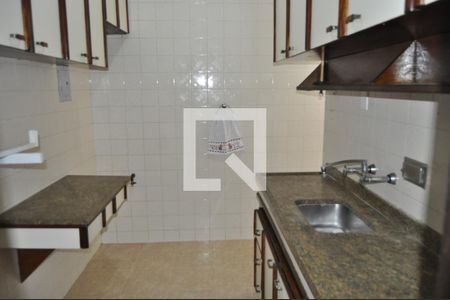 Apartamento à venda com 139m², 4 quartos e 1 vagaCozinha