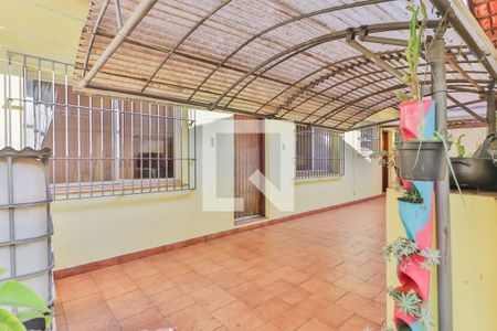 Casa para alugar com 276m², 3 quartos e 4 vagasQuintal