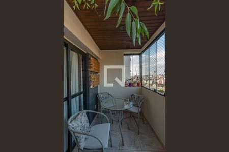 Varanda Sala  de apartamento à venda com 3 quartos, 150m² em Jardim Flamboyant, Campinas