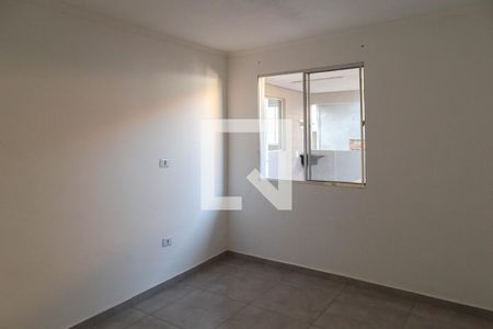 Quarto de casa para alugar com 1 quarto, 60m² em Vila Antonieta, Guarulhos