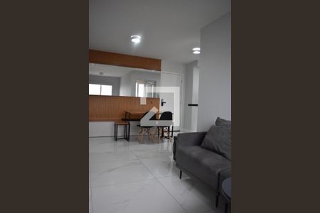Sala de apartamento para alugar com 1 quarto, 45m² em Capão Raso, Curitiba