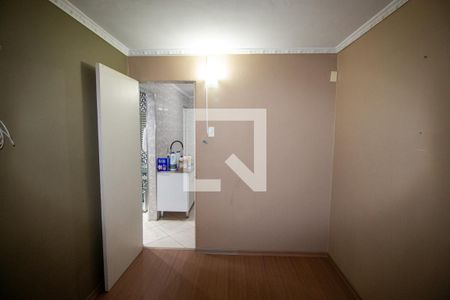 Quarto 1 de apartamento para alugar com 2 quartos, 52m² em Conjunto Residencial José Bonifácio, São Paulo