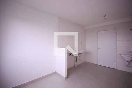Apartamento para alugar com 34m², 2 quartos e sem vagaSala/Cozinha 