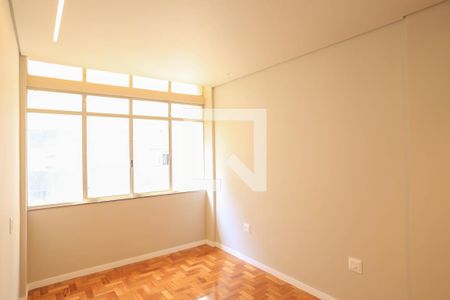 Apartamento à venda com 2 quartos, 113m² em Centro, Belo Horizonte