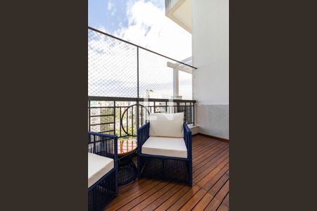 Varanda da Sala de apartamento à venda com 3 quartos, 220m² em Vila Andrade, São Paulo