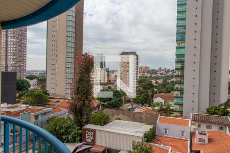 VISTA DA SACADA de apartamento para alugar com 2 quartos, 55m² em Cambuí, Campinas