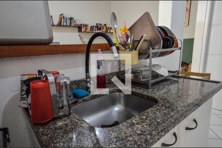 Apartamento à venda com 74m², 2 quartos e sem vagaCozinha
