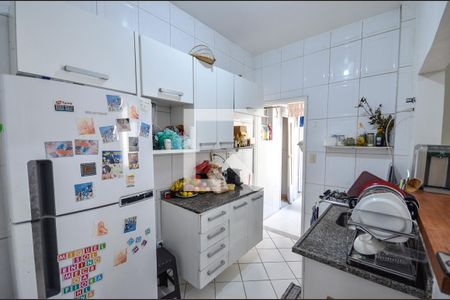 Apartamento à venda com 74m², 2 quartos e sem vagaCozinha
