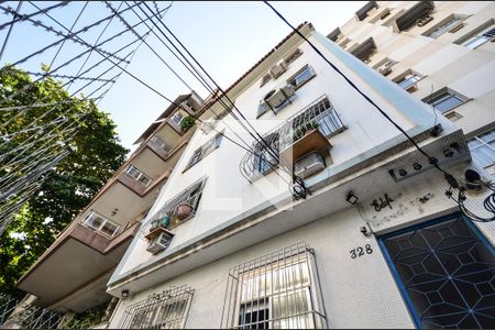 Apartamento à venda com 74m², 2 quartos e sem vagaFachada