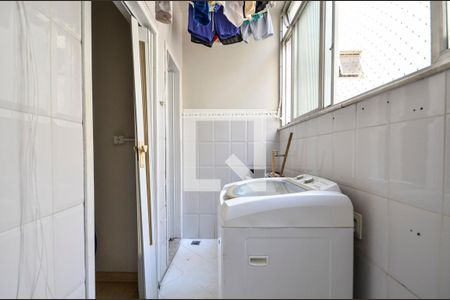 Apartamento à venda com 74m², 2 quartos e sem vagaÁrea de Serviço