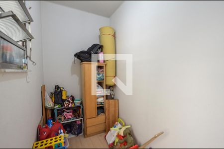 Apartamento à venda com 74m², 2 quartos e sem vagaQuarto de Serviço