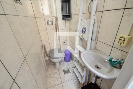 Apartamento à venda com 74m², 2 quartos e sem vagaBanheiro de Serviço