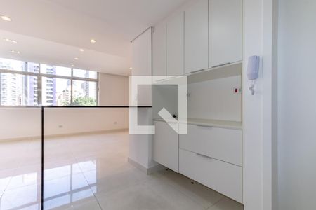 Cozinha de apartamento à venda com 3 quartos, 120m² em Itaim Bibi, São Paulo