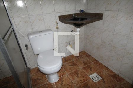 Casa à venda com 336m², 3 quartos e 2 vagasBanheiro da suíte 1